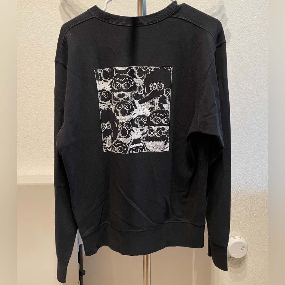 Kaws x Uniqlo x Sesame Street Crewneck